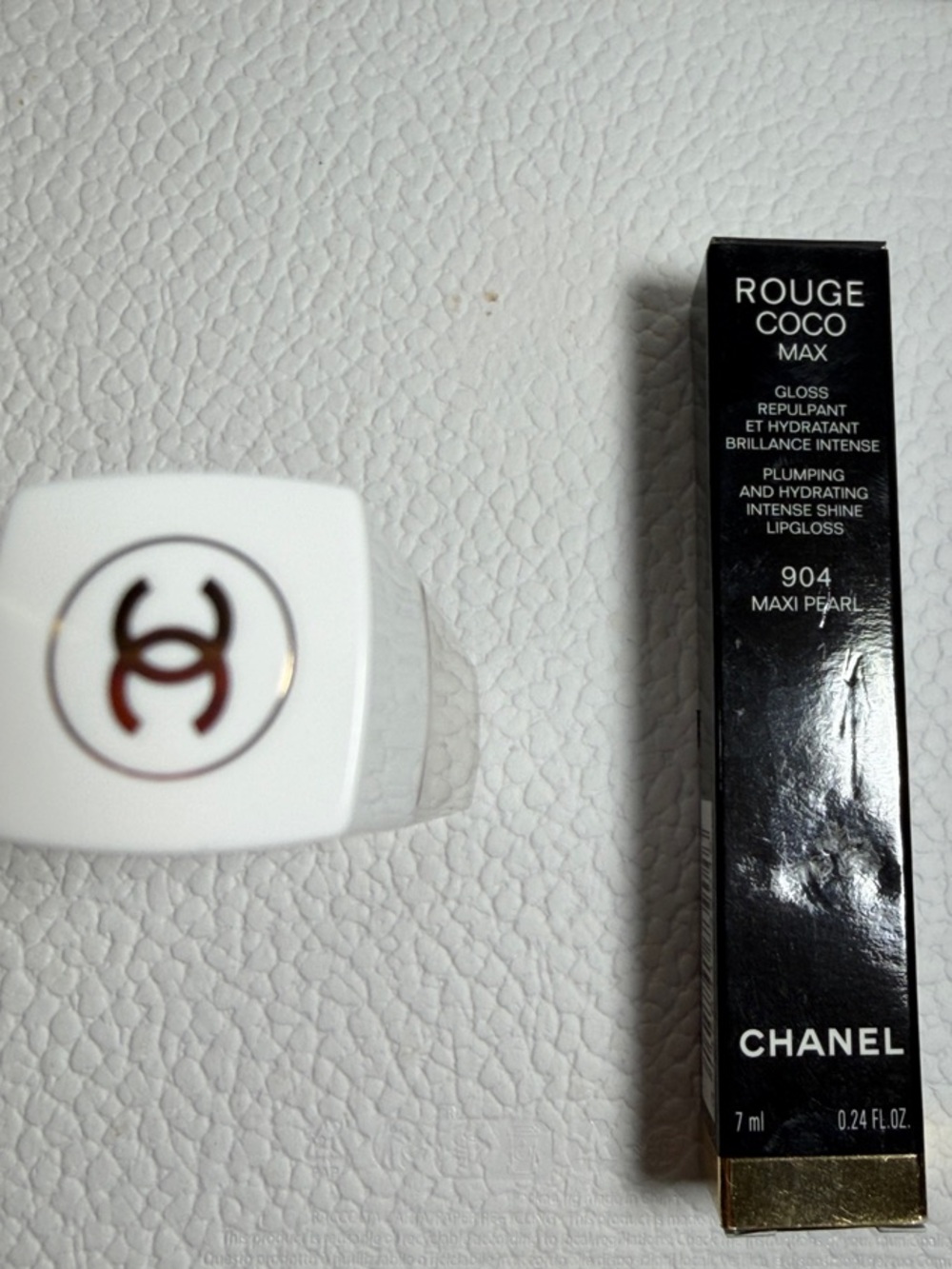 CHANEL Rouge Coco Max Lip Gloss 904 Maxi Pearl — Black & Gold Accents